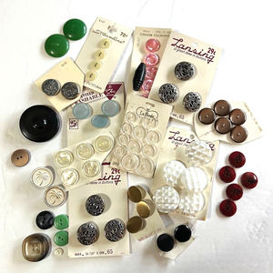 Vintage Buttons Carded and Loose‎